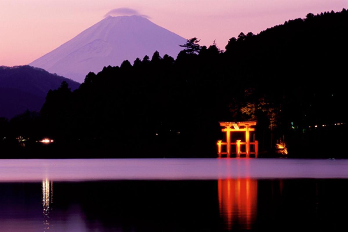 New Open『天然温泉』芦ノ湖畔の完全貸切別荘 Hakone Kültér fotó